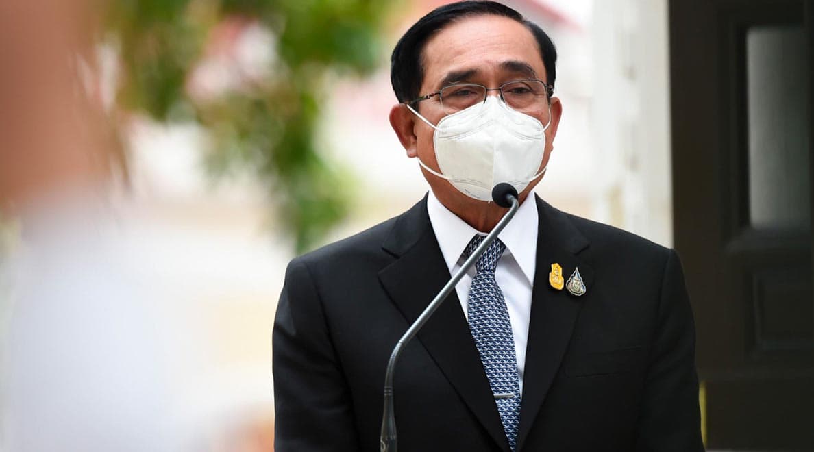 PM_Prayut_praises_medical_personnel_for_their_dedication_to_coping_with_COVID_19_SPACEBAR_Hero_f89fe1120e.jpeg
