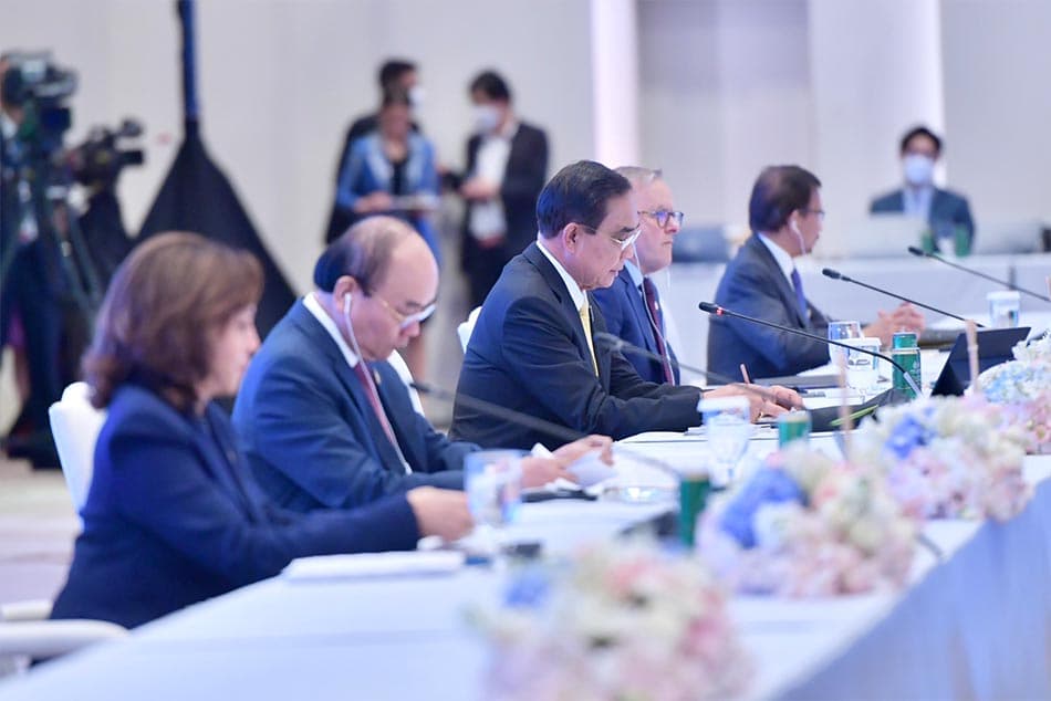 PM_Prayut_reiterates_clearly_that_the_Bangkok_Goals_are_the_compass_of_APEC_work_SPACEBAR_Photo02_4f519f42b6.jpeg