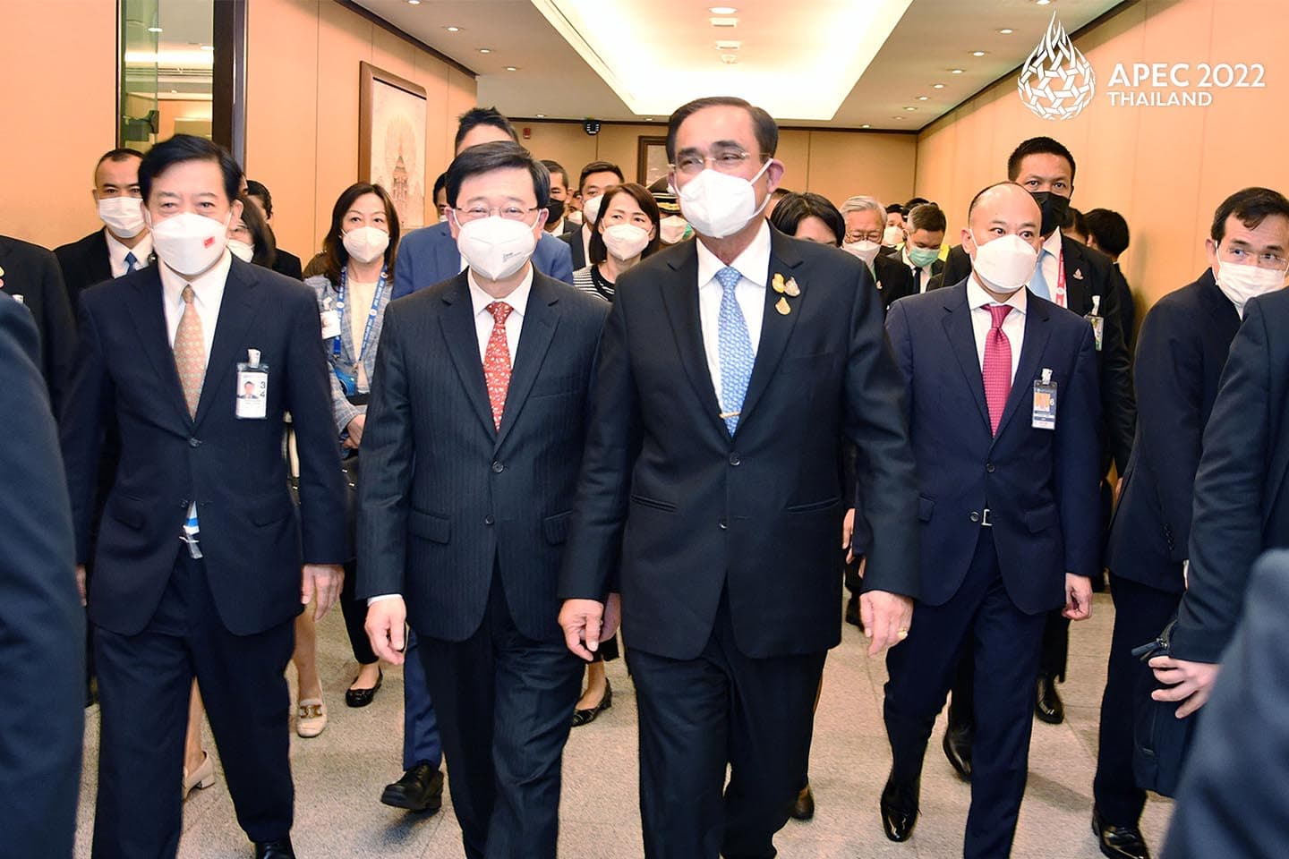 PM_meets_with_the_Chief_Executive_of_the_Hong_Kong_Special_Administrative_Region_SPACEBAR_Main_3ff1471482.jpeg