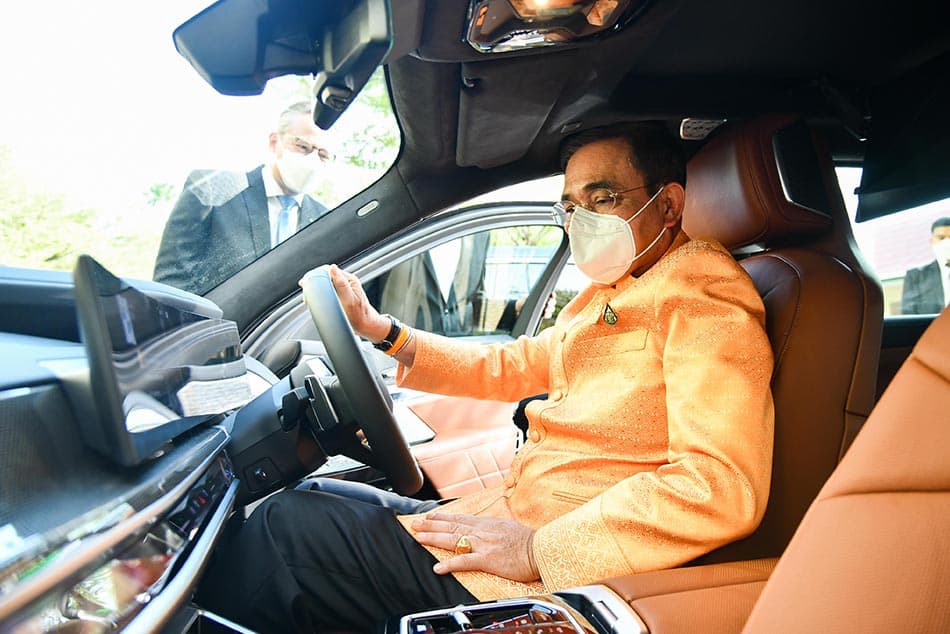 PM_pushes_Thailand_towards_regional_EV_production_base_SPACEBAR_Photo02_5da44914a1.jpeg