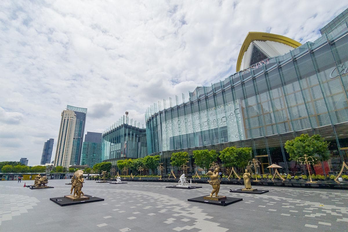 PR_Xu_Hongfei_Sculpture_World_Tour_Exhibition_SPACEBAR_Photo01_12fb03742a.jpg
