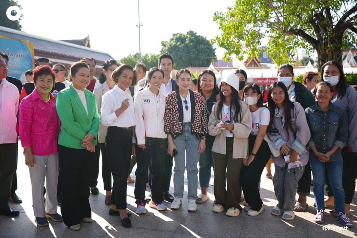 Paethongthan_opens_Pheu_Thai_Party_branch_in_Uttaradit_Province_SPACEBAR_Photo04_ec68618a02.jpg