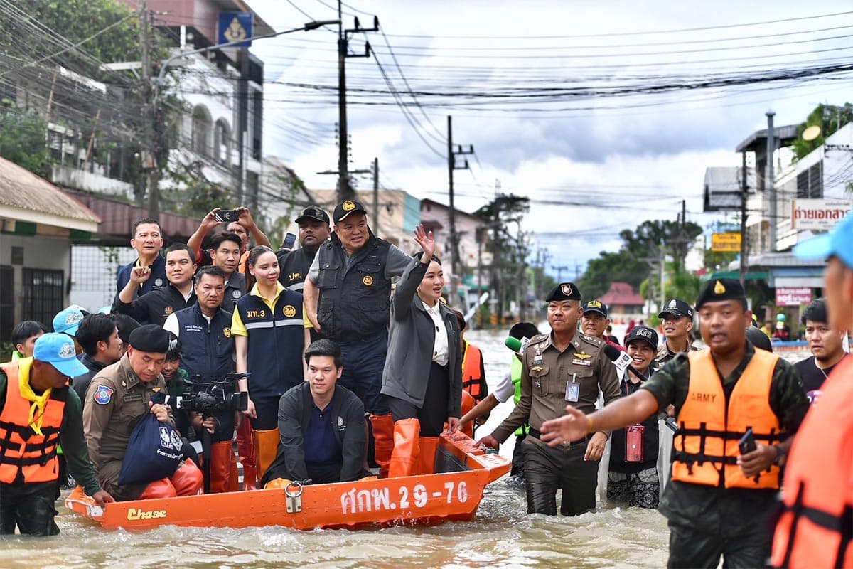 Paetongtarn_Nakornsrithammarat_Flood_SPACEBAR_Photo01_0f7d026805.jpg