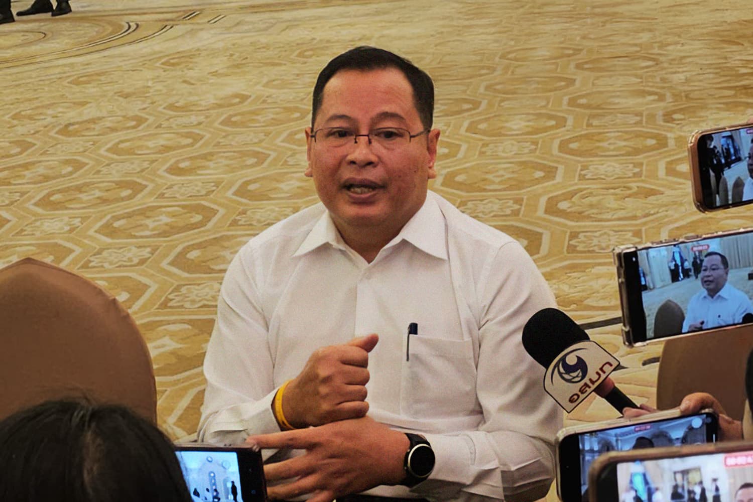 ‘ปกรณ์’ มั่นใจกู้เงิน 4 แสนล้าน ไม่ขัด ‘รธน.’ ซัดฝ่ายค้านใช้วาทกรรม ‘เช็คเปล่า’