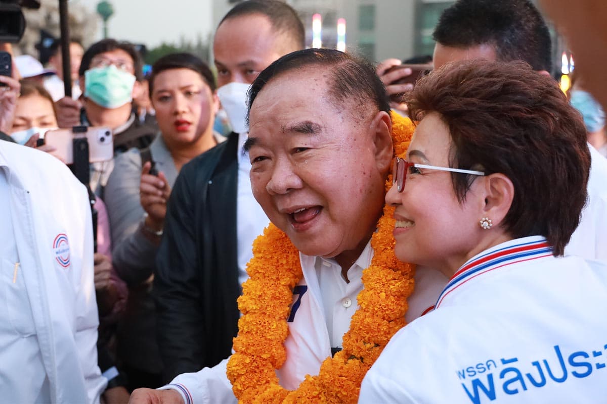 Palang_Pracharat_Party_big_campaign_stage_Chachoengsao_SPACEBAR_Photo02_c28fca29db.jpeg