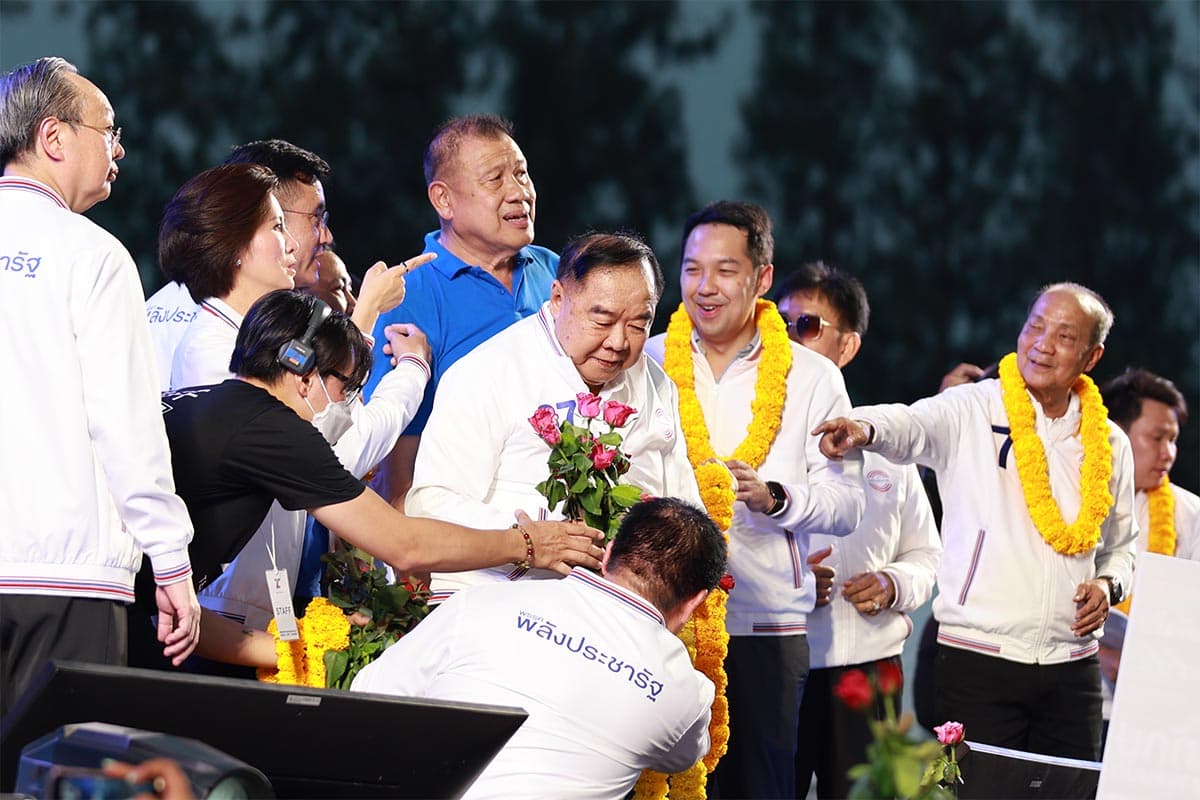 Palang_Pracharat_Party_big_campaign_stage_Chachoengsao_SPACEBAR_Photo08_03223fafd6.jpeg