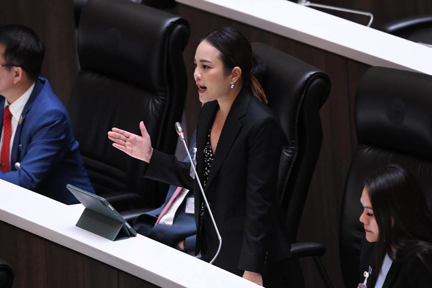 ‘เพื่อไทย’ กังวล! รัฐบาลทำประชามติยกเลิก MOU 43-44 หวังผลคะแนนนิยมการเมืองมากกว่าประโยชน์ชาติ