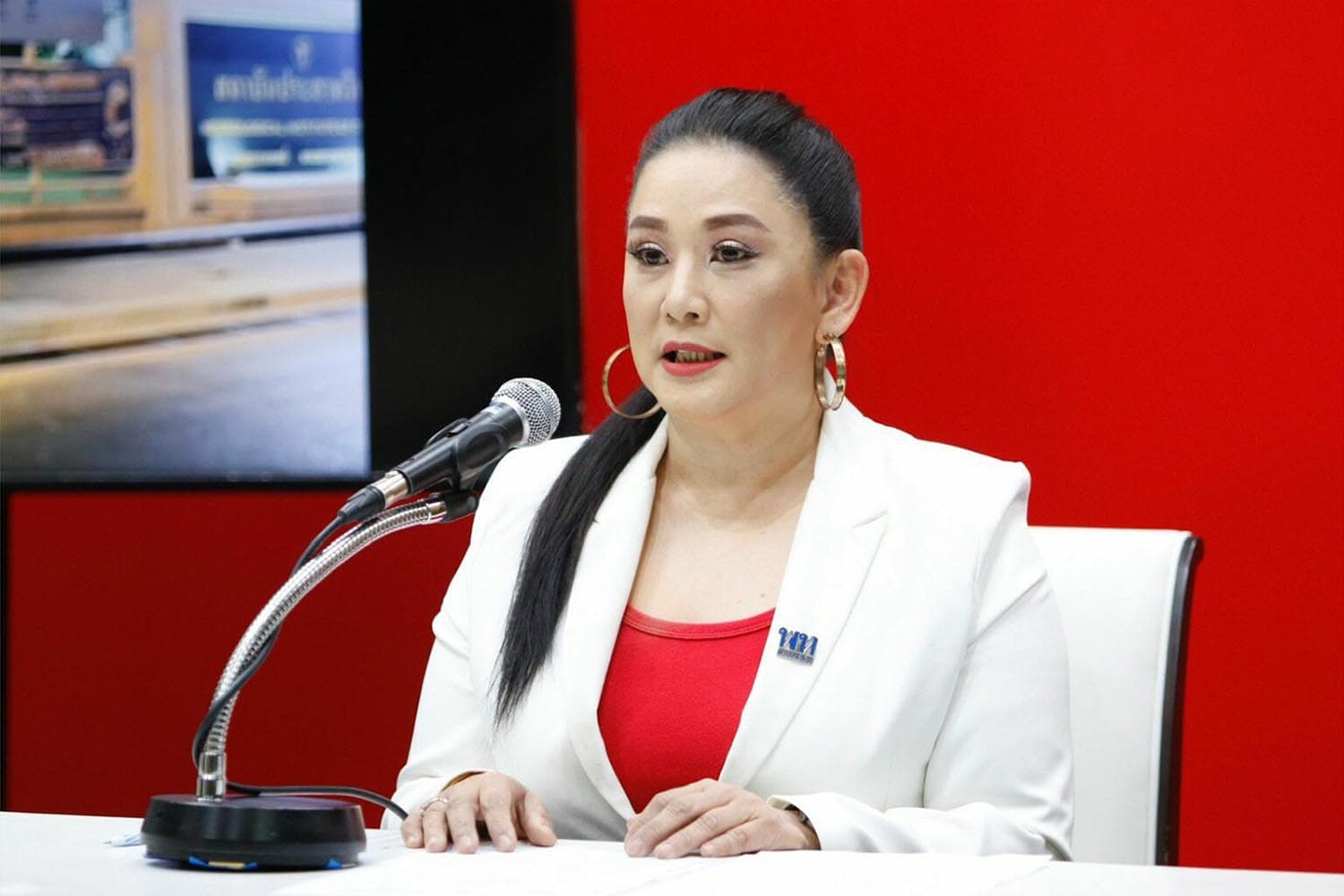 Pheu_Thai_Party_blames_Sonthiya_for_defamation_SPACEBAR_Hero_0c203eaa65.jpeg