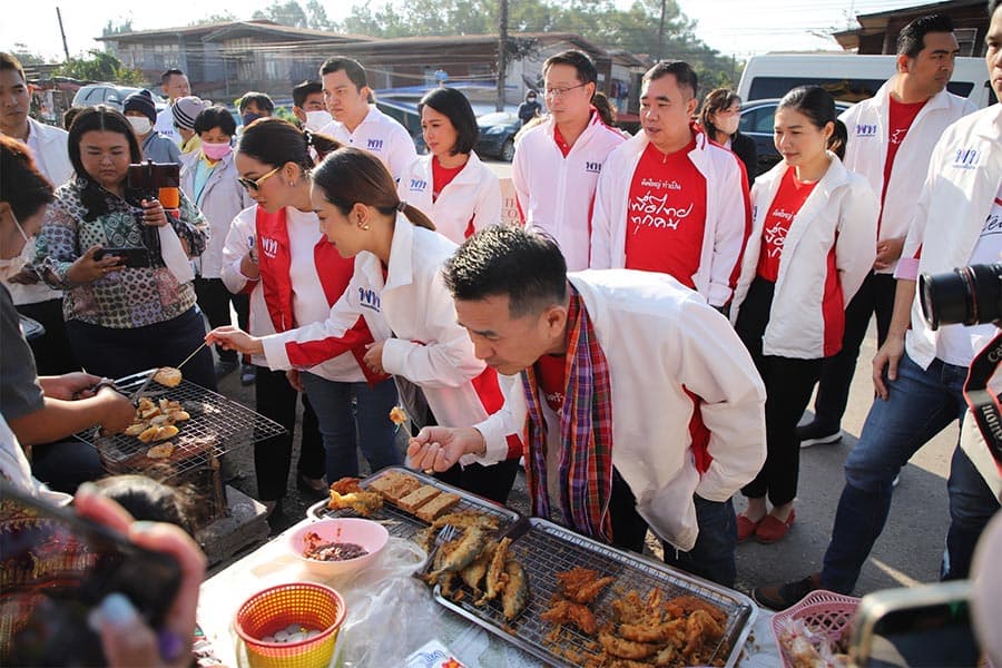 Pheu_Thai_Party_ignores_Jatuporn_criticism_SPACEBAR_Photo04_0ca7747db4.jpeg
