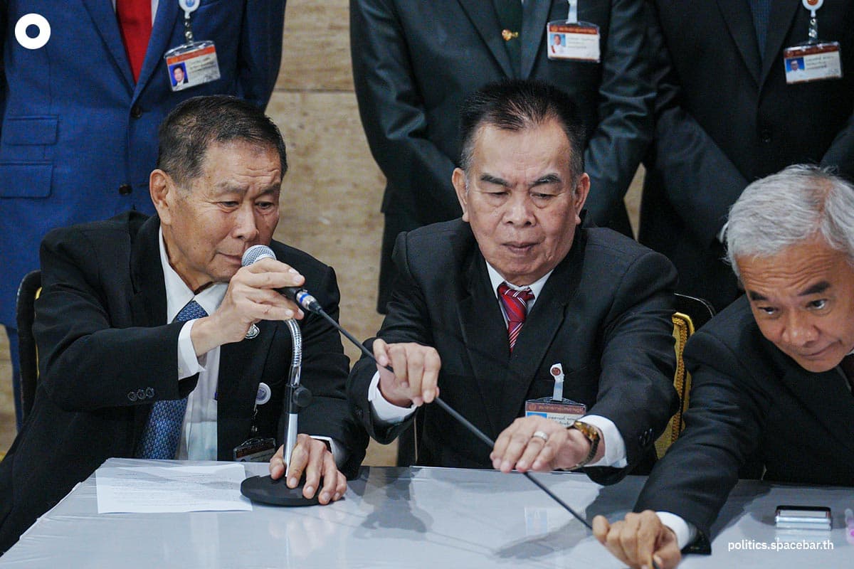 Pheuthai_Party_and_6_Parties_form_a_government_break_up_political_poles_SPACEBAR_Photo04_a91cfa0dda.jpeg