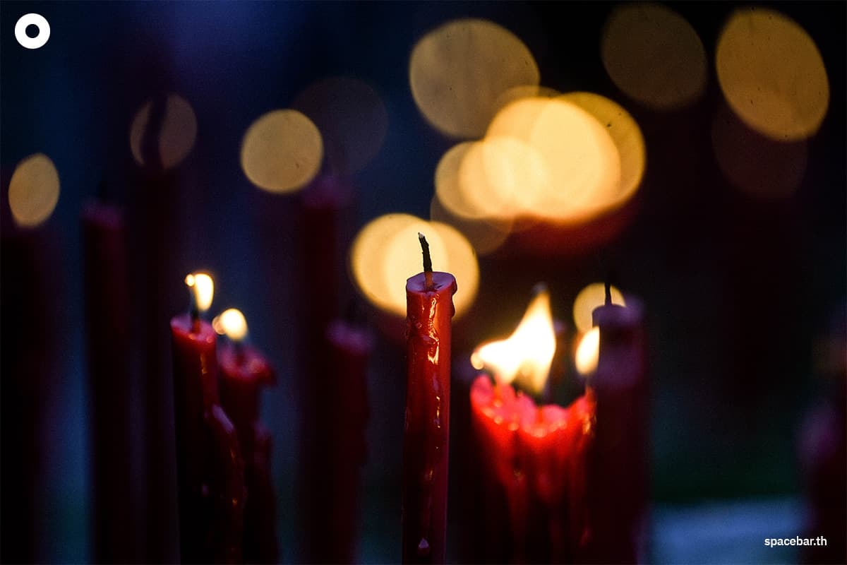 Photo_Story_Red_Shirts_light_candles_in_remembrance_of_those_who_died_in_2010_SPACEBAR_Photo08_0497bb05a2.jpg