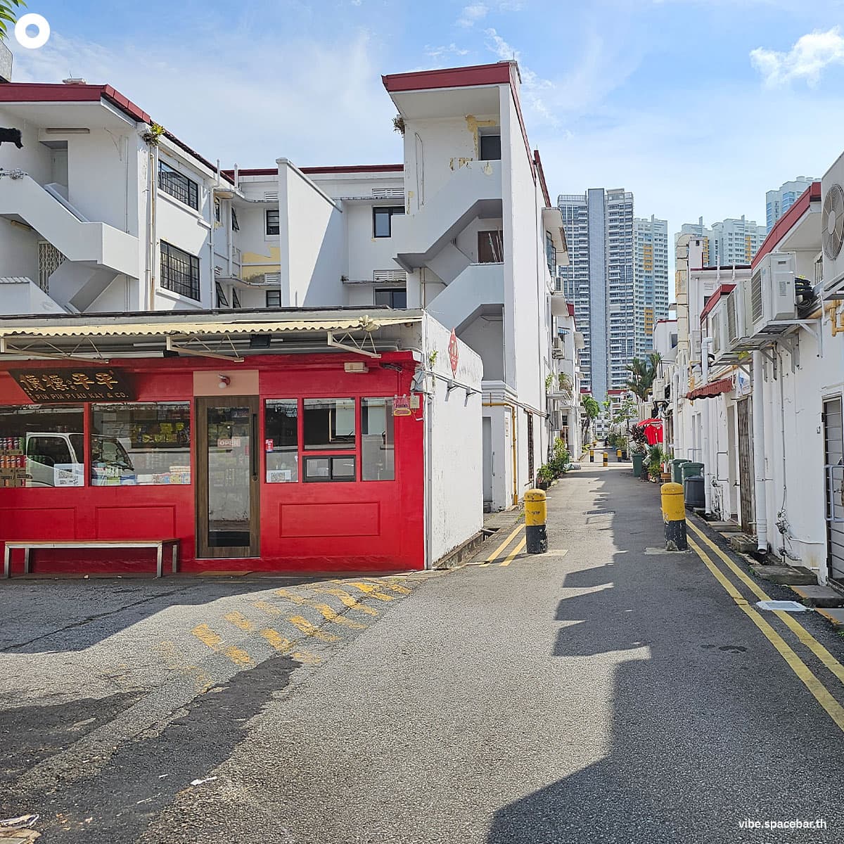 Photo_Story_Tiong_Bahru_Singapore_SPACEBAR_Photo01_275f6bd68b.jpg