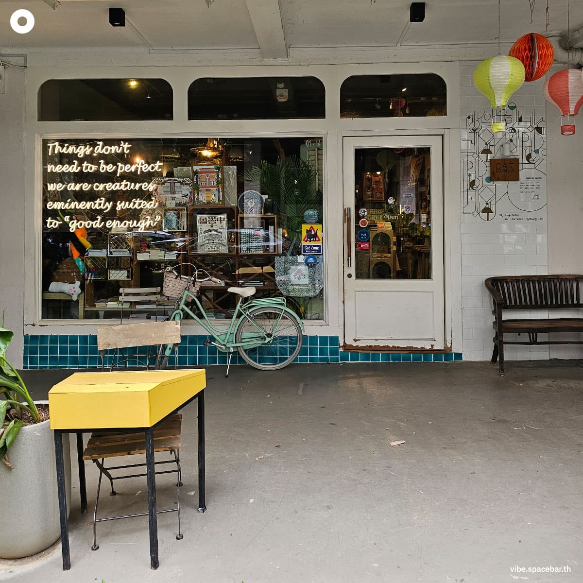 Photo_Story_Tiong_Bahru_Singapore_SPACEBAR_Photo07_1b403bd019.jpg