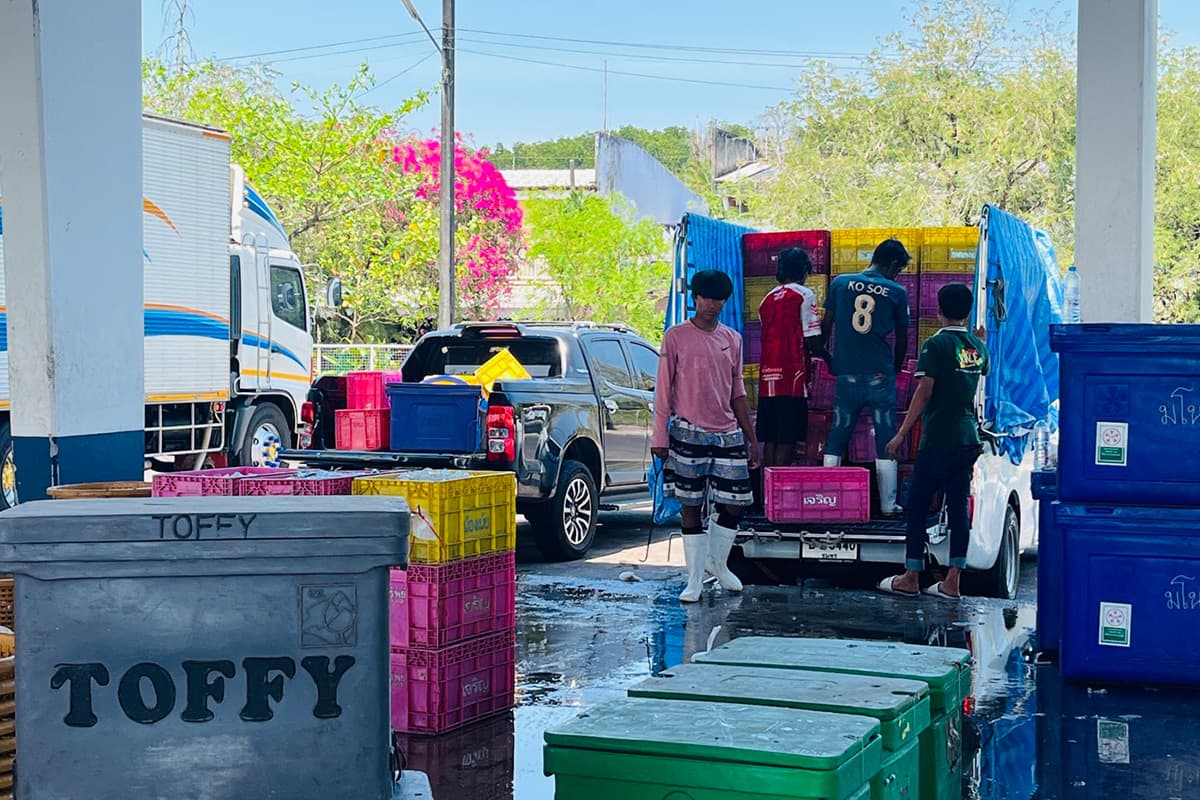 Phuket-fishermen-are-reeling-from-high-fuel-prices-fearing-a-disruption-SPACEBAR-Photo10.jpg