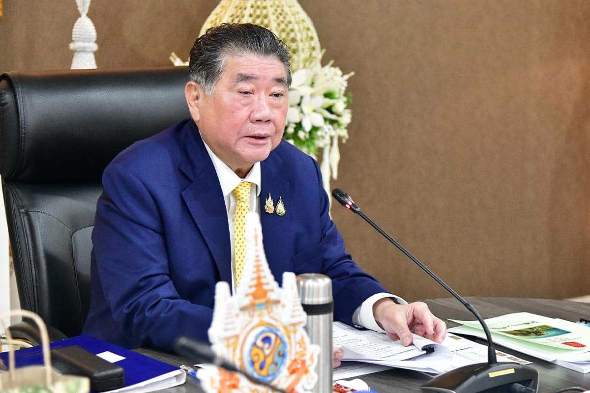 Phumtham_believes_the_flood_situation_in_the_northern_region_can_still_be_handled_SPACEBAR_Photo01_6ae03a2809.jpg