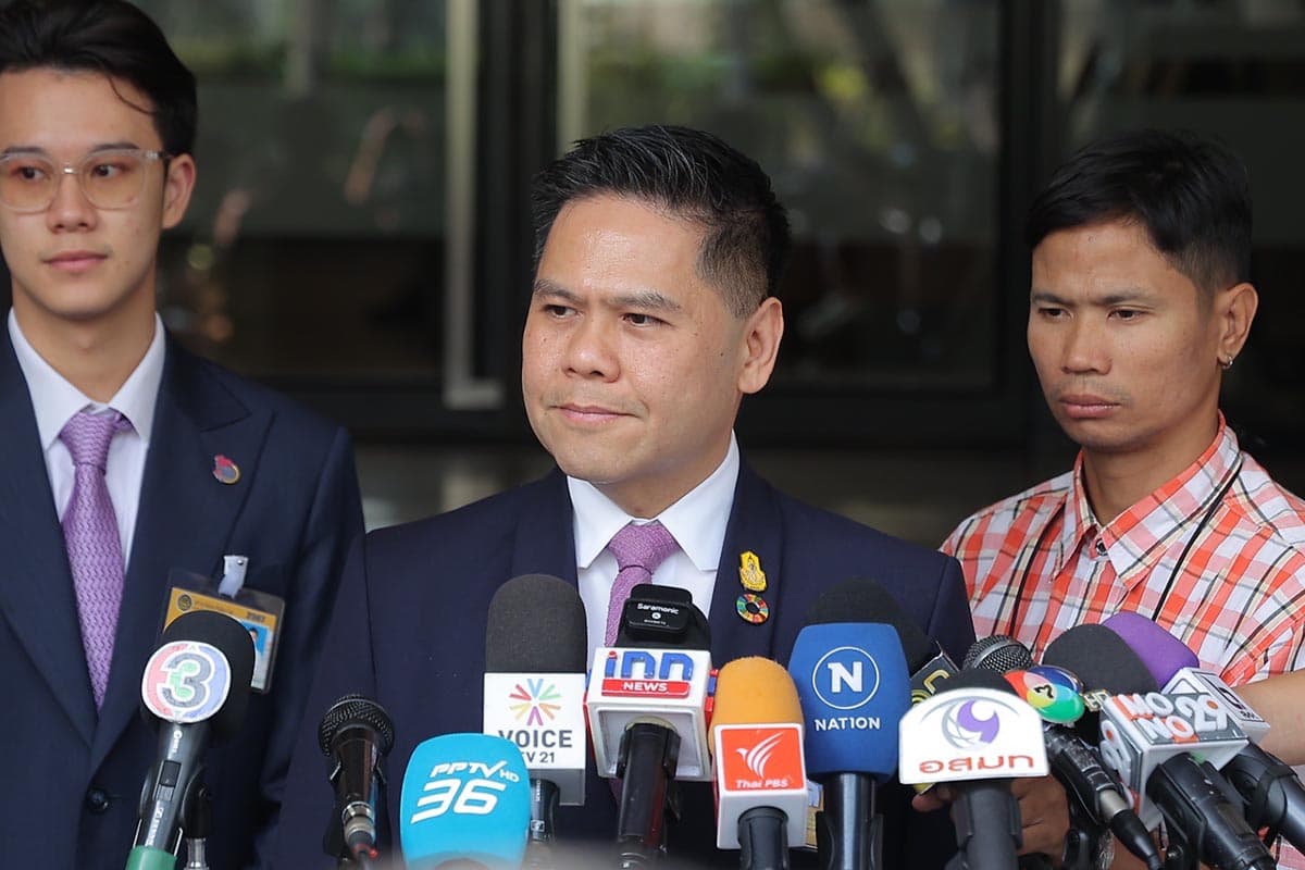 Phumtham_invites_coalition_parties_to_discuss_a_referendum_SPACEBAR_Photo01_6e191aef85.jpg