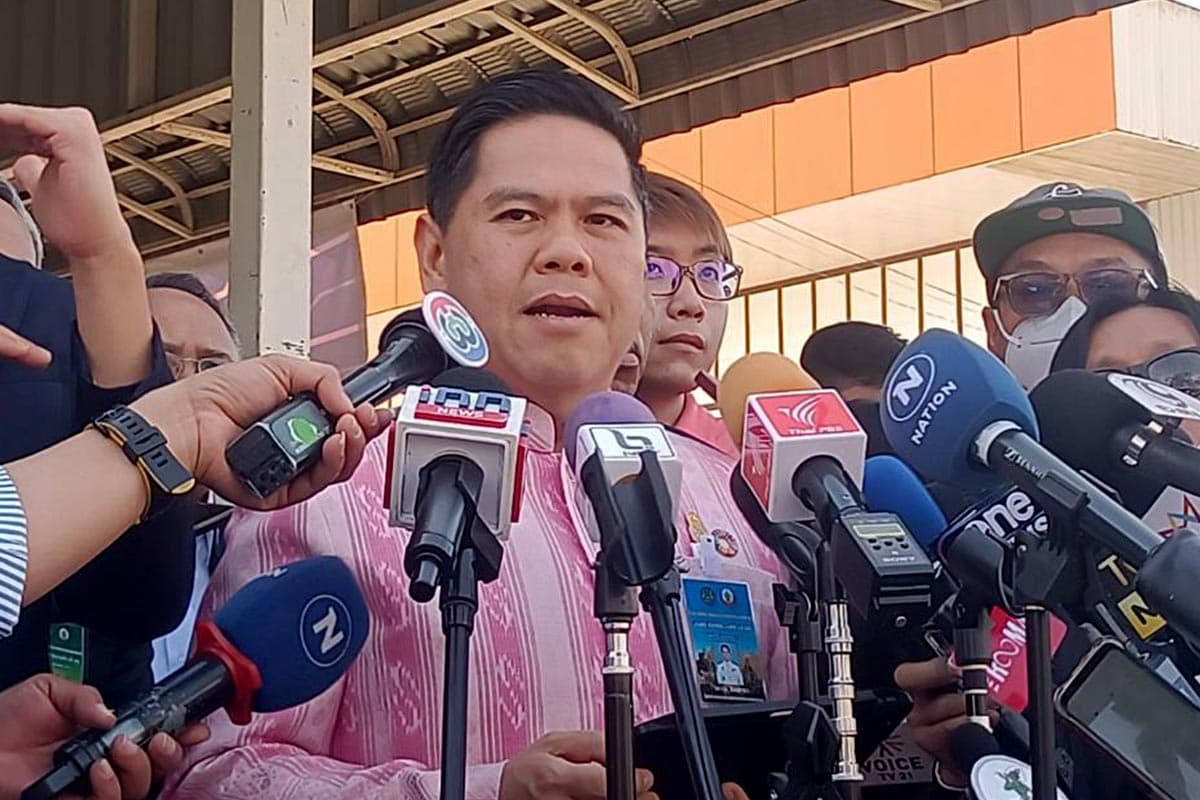 Phumtham_points_out_Move_forward_with_amnesty_stumbling_only_at_Section_112_SPACEBAR_Photo02_af384cd13b.jpg