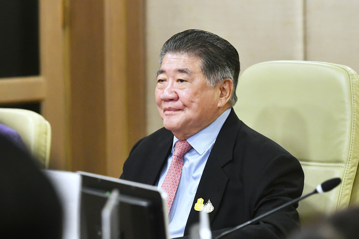 Phumtham_waits_for_Pheu_Thai_to_point_out_whether_the_amnesty_SPACEBAR_Hero_94889b9342.jpg