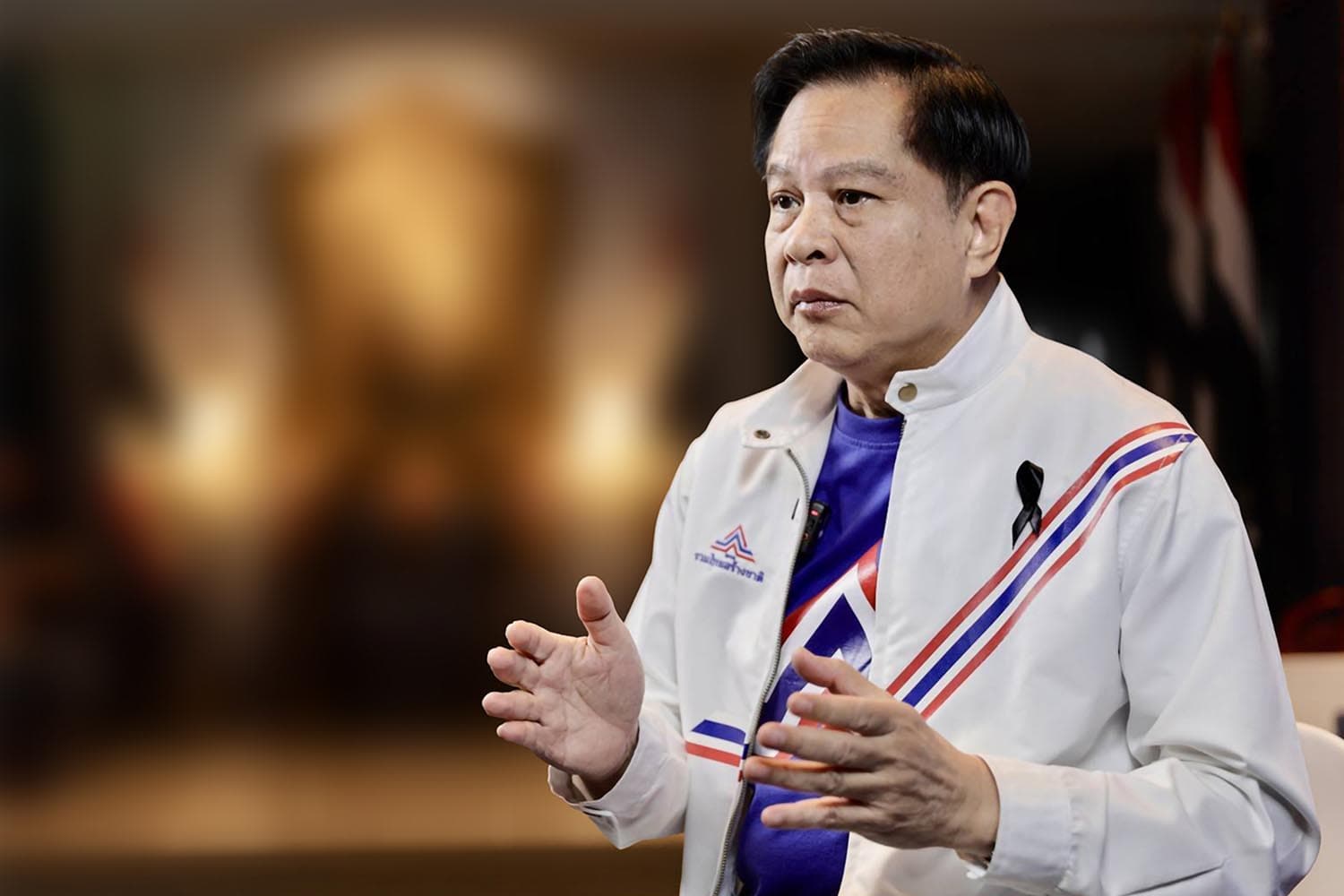 ‘พีระพันธุ์’ จี้รัฐบาลใช้ ‘ม.122’ สกัดส่งน้ำมันหนุนยุทธปัจจัยกัมพูชา
