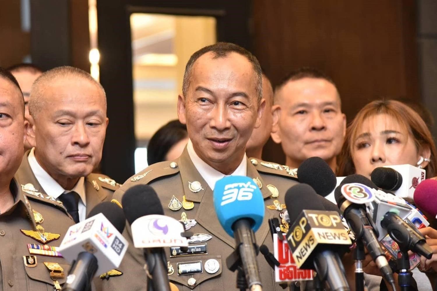 Police_commander_orders_hunt_Foreign_Mafia_SPACEBAR_Hero_008796caa9.jpg