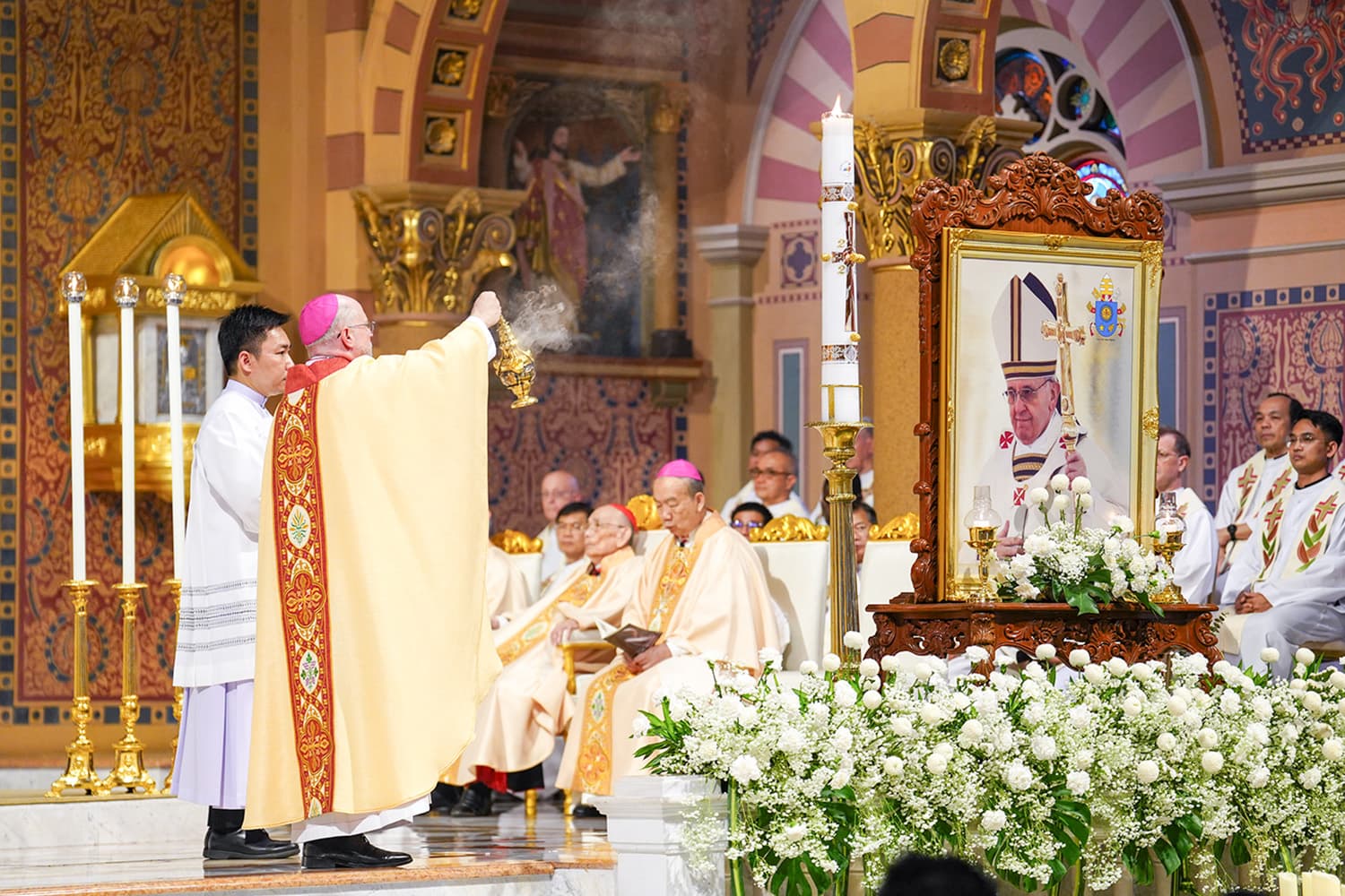 Pope_Francis_SPACEBAR_Hero_0c522d2698.jpg