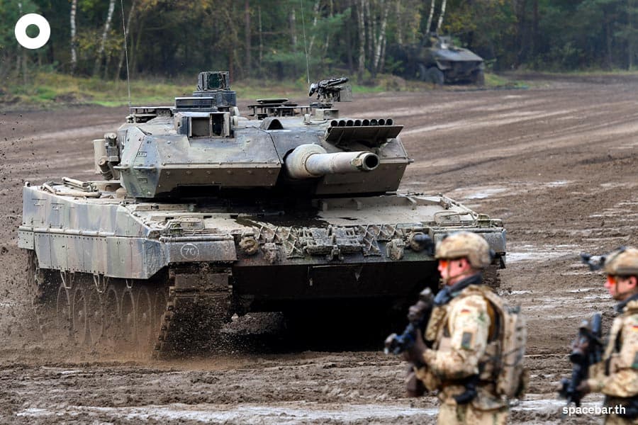 Powerful_Leopard_German_tank_long_sought_by_Ukraine_SPACEBAR_Photo02_592730ffbf.jpeg