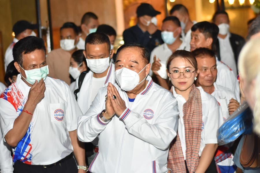 Prawit_inspects_the_government_Lampang_Phayao_Province_Jan_16_monitoring_government_policies_SPACEBAR_Photo01_d4da3512f6.jpeg