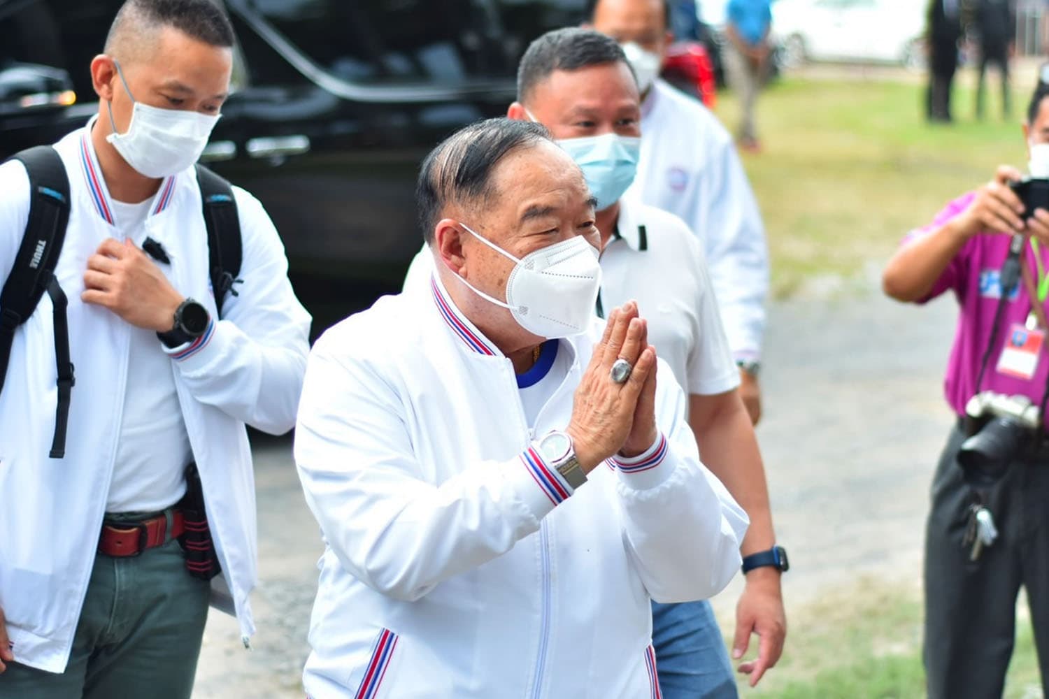 Prawit_led_the_PPRP_to_the_Pom_Prap_Sattru_Phai_area_on_February_14_SPACEBAR_Hero_33f822bdbd.jpeg