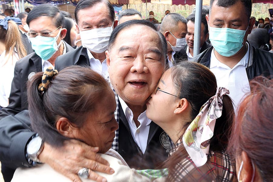 Prawit_went_to_Yasothon_Mukdahan_SPACEBAR_Photo02_e50722fb05.jpeg