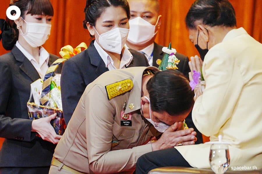 Prayut_Military_Teacher_Day_CRMA_SPACEBAR_Photo06_885611ee36.jpeg