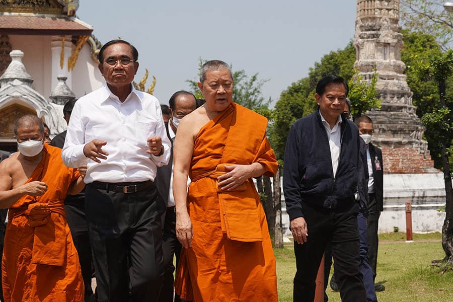 Prayut_goes_to_the_government_inspection_area_Ayutthaya_province_SPACEBAR_Photo05_fec90061cb.jpeg