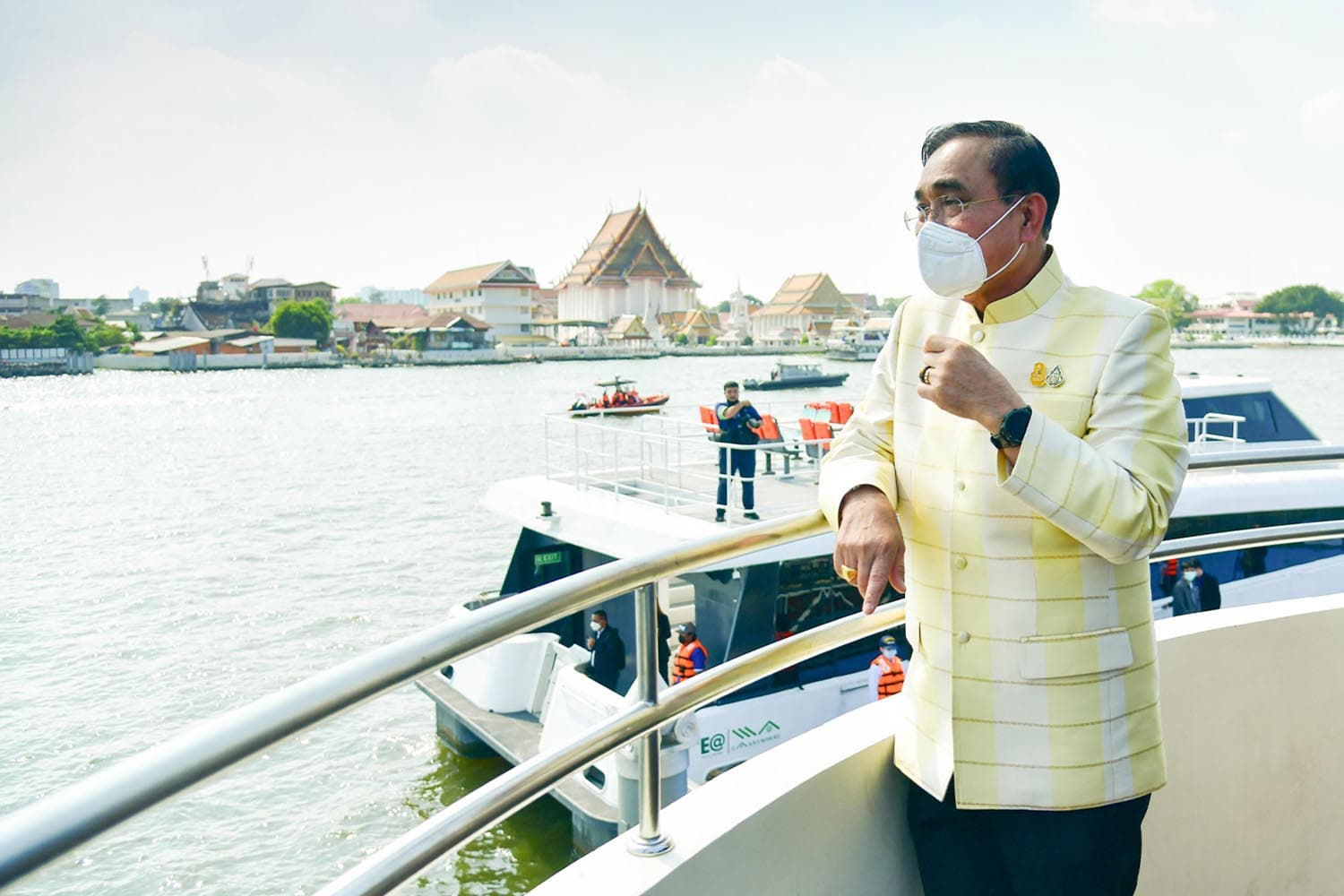 Prayut_highlights_the_success_of_the_Chao_Phraya_transportation_system_connecting_transportation_Boat_rail_wheel_SPACEBAR_Hero_6001cffd63.jpeg