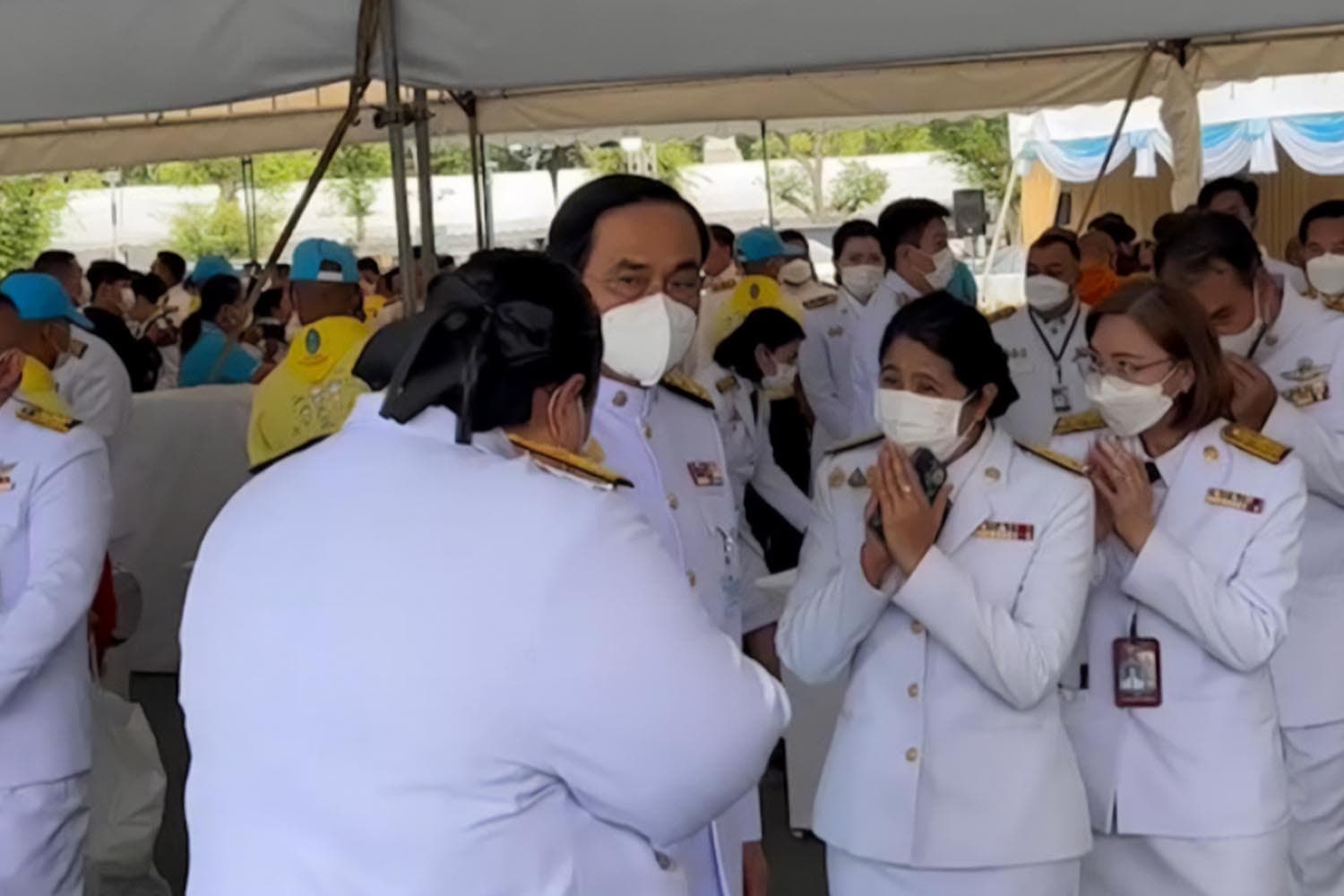 Prayut_not_say_hello_minister_no_answer_political_news_SPACEBAR_Hero_bf67578887.jpeg