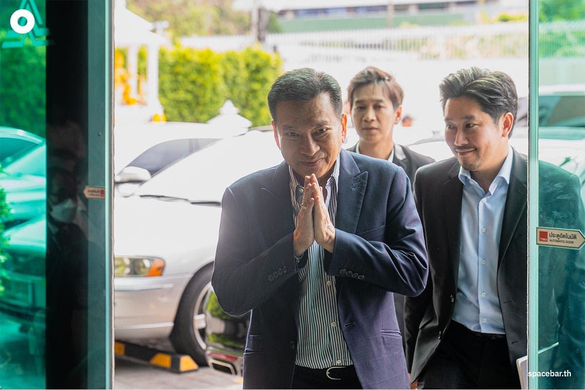 Prayuth_angry_after_asks_about_freep_vote_Senator_SPACEBAR_Photo05_67eb3610ae.jpeg