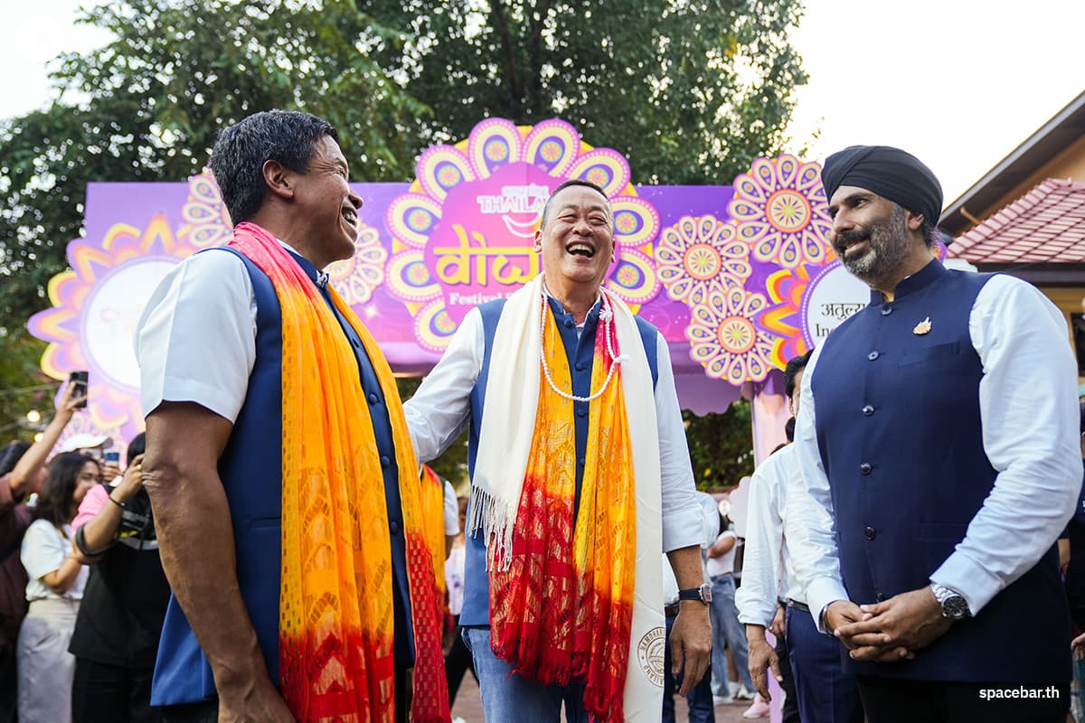 Prime_Minister_Pae_Thongthan_joins_in_opening_the_Diwali_festival_Bangkok_2024_SPACEBAR_Photo05_b5783fe3f3.jpg