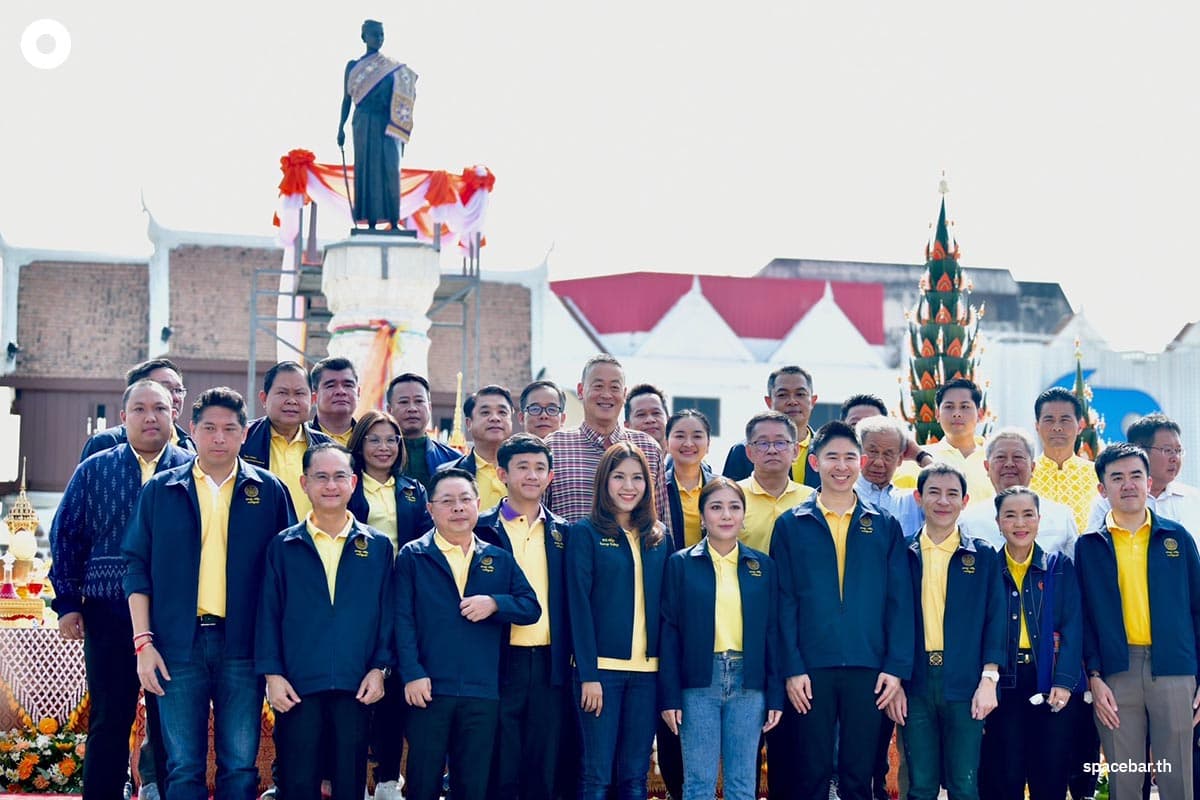 Prime_Minister_Settha_visits_the_government_inspection_area_in_Nakhon_Ratchasima_Province_SPACEBAR_Photo02_84583ced8e.jpg