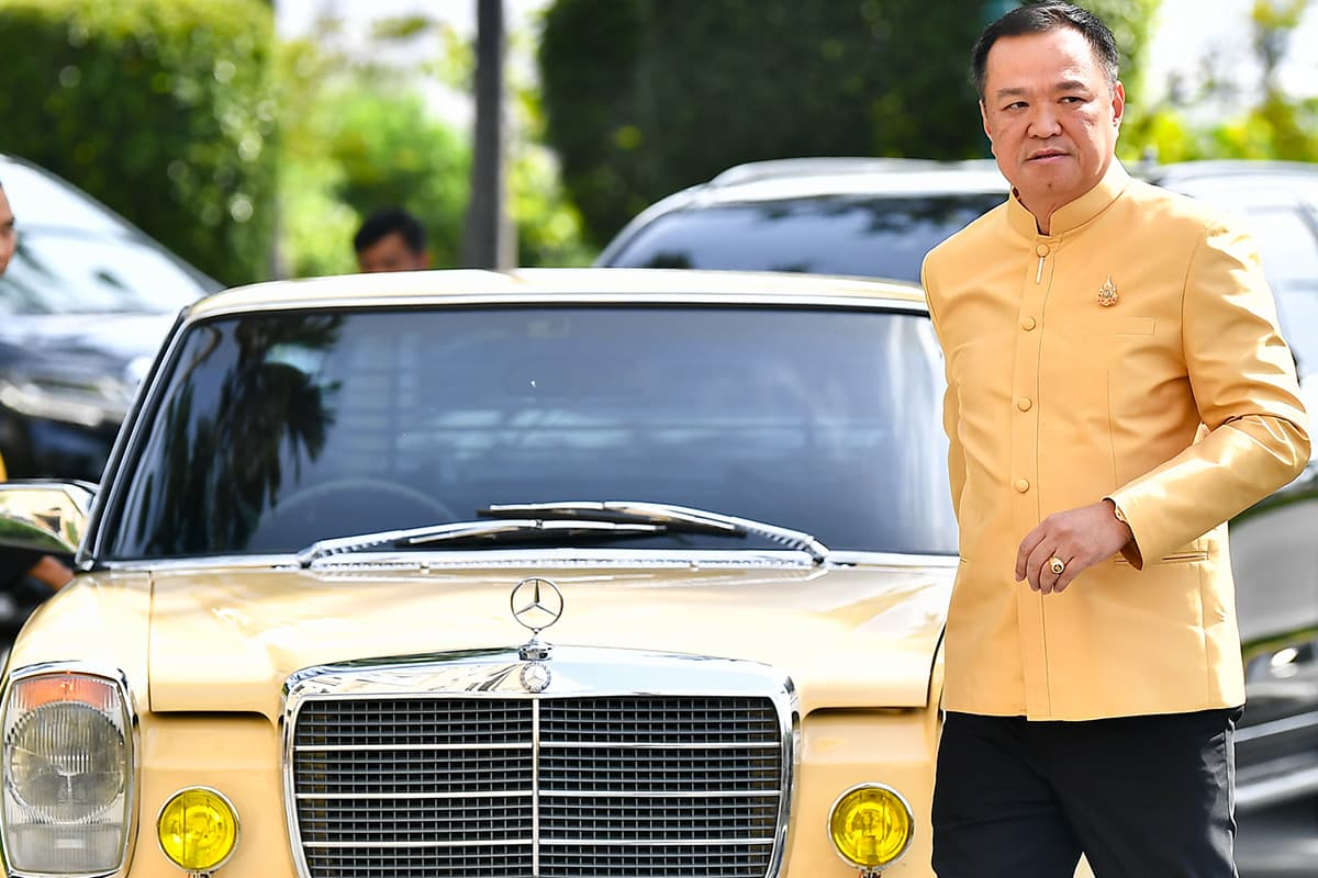 Prime_Minister_Srettha_calls_for_discussion_with_Anutin_Somsak_to_clear_up_marijuana_issue_SPACEBAR_Photo02_19c6794535.jpg