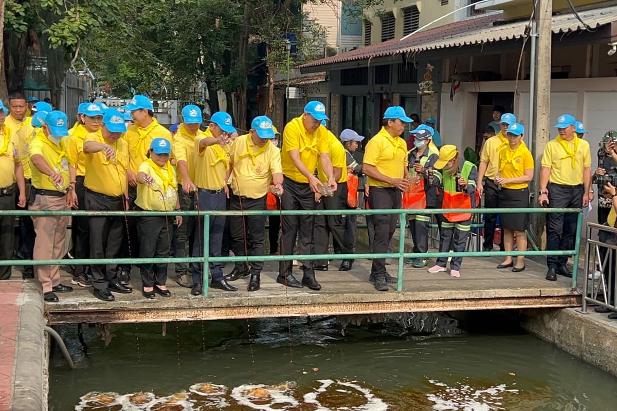 Prime_Minister_Srettha_opens_a_volunteer_project_Cleaning_canals_throughout_Bangkok_SPACEBAR_Photo04_d627a53de4.jpg