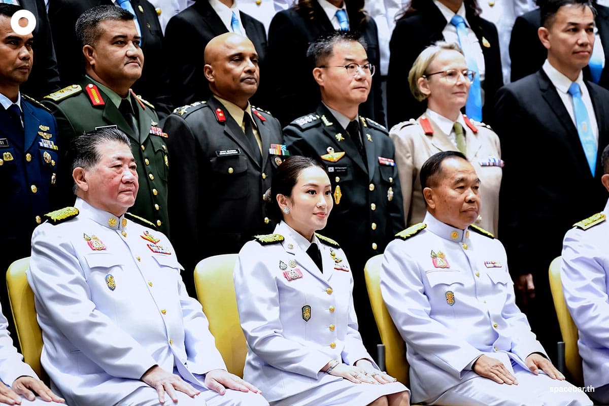 Prime_Minister_opens_study_of_National_Defense_Course_Class_67_SPACEBAR_Photo00_03304be213.jpg