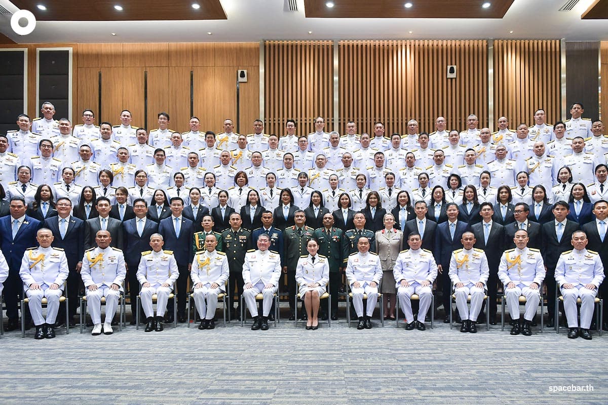 Prime_Minister_opens_study_of_National_Defense_Course_Class_67_SPACEBAR_Photo01_a16aab8ccb.jpg
