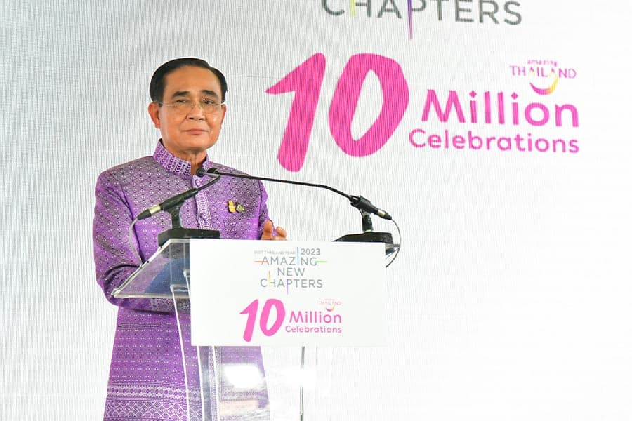 Prime_Minister_welcomes_10_million_tourists_to_Thailand_SPACEBAR_Photo01_317f822e1e.jpeg