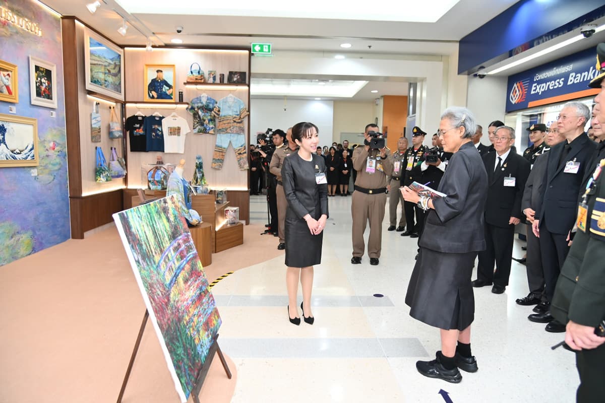 Princess-Maha-Chakri-Sirindhorn-presides-over-foundation-stone-ceremony-SPACEBAR-Photo06.jpg