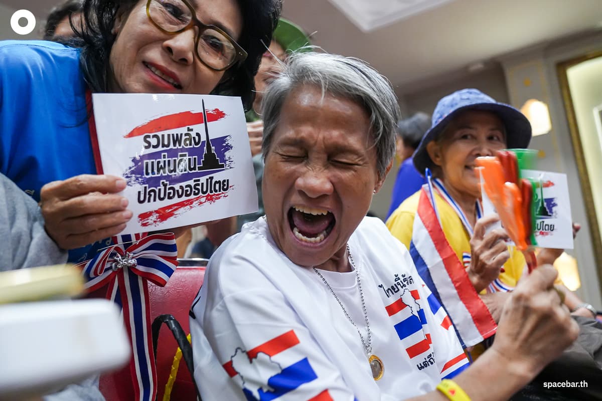 Protesters-prepare-to-go-to-Parliament-to-demand-the-repeal-of-MOU-43-SPACEBAR-Photo02.jpg