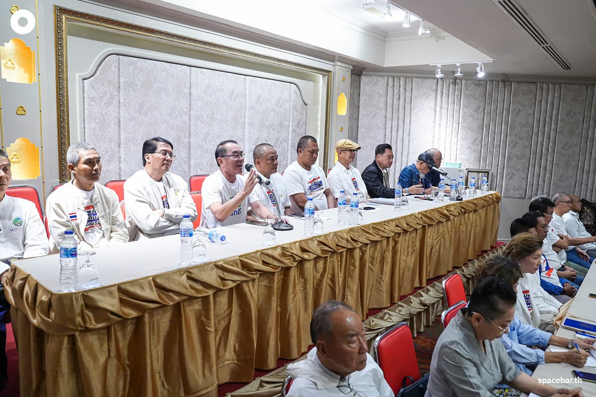 Protesters-prepare-to-go-to-Parliament-to-demand-the-repeal-of-MOU-43-SPACEBAR-Photo04.jpg