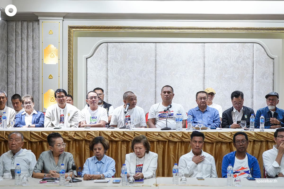 Protesters-prepare-to-go-to-Parliament-to-demand-the-repeal-of-MOU-43-SPACEBAR-Photo09.jpg