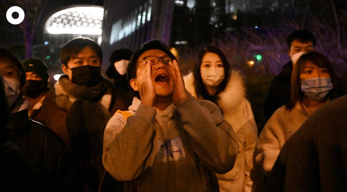 Protesters_gather_along_street_challenge_China_leaders_SPACEBAR_Photo03_601e6812c3.jpeg