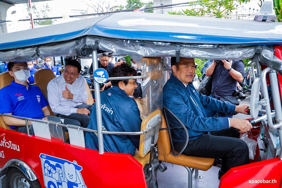 Puttipong_Anutin_Bhumjaithai_Party_Bangkok_Election_SPACEBAR_Photo01_ad8ec3bb04.jpeg