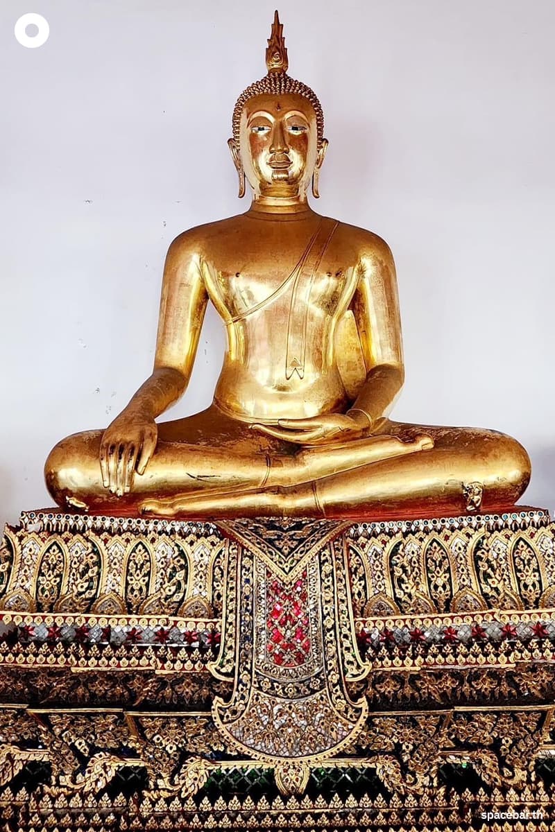 Quiz_Buddha_in_Wat_Po_SPACEBAR_Photo_V01_d2f321c25d.jpeg