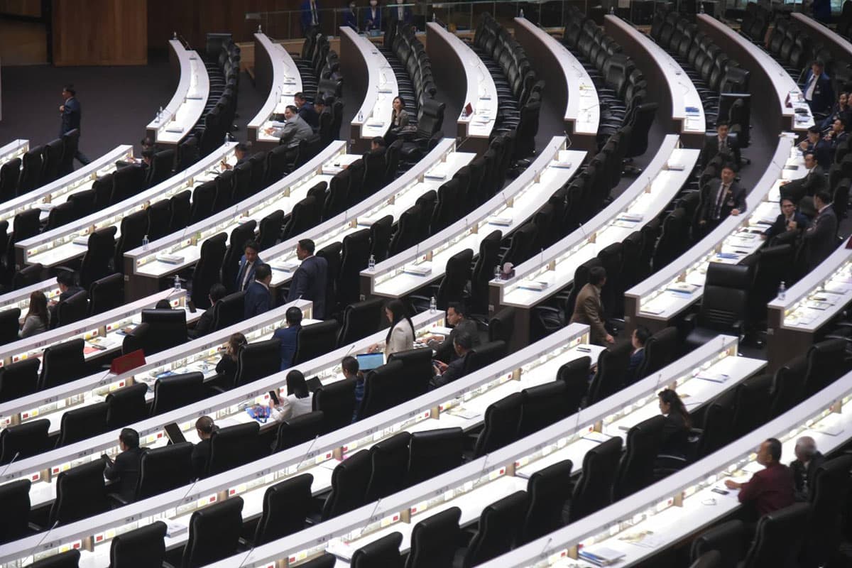 Revealing_the_story_behind_failed_meeting_of_House_of_Representatives_SPACEBAR_Photo04_0d9980c50c.jpeg
