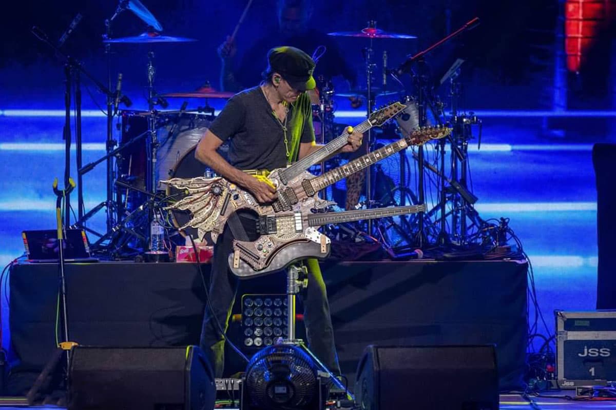 Review_Steve_Vai_Inviolate_Tour_Bangkok_2023_SPACEBAR_Photo06_75211f1cce.jpg